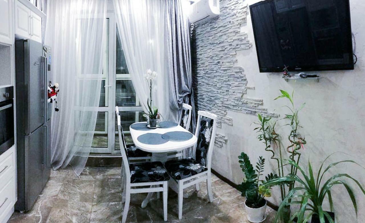 Rent-Kiev Apartment On Luxklavdievskaya Luaran gambar